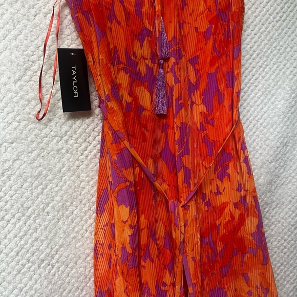TAYLOR Sun Dress Orange Floral Pleated Tie Waist Flowy Small Cruise Summer NWT - Picture 11 of 12